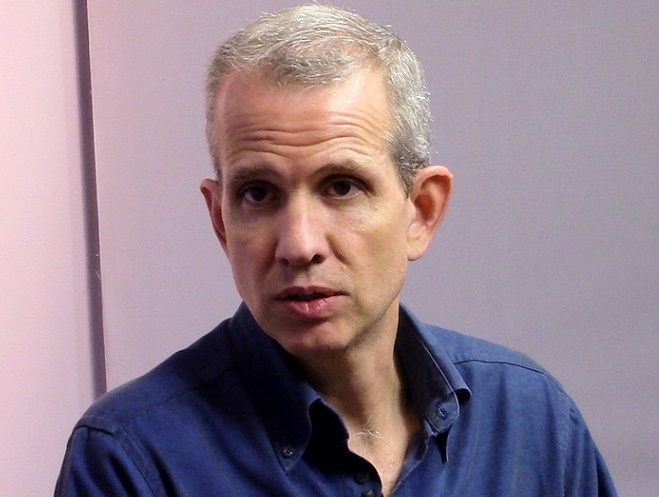 Dr. Gustavo Giusiano